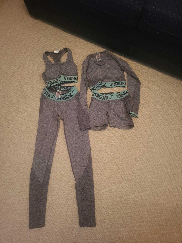 gym shark set bra shirt leggings shorts size xs