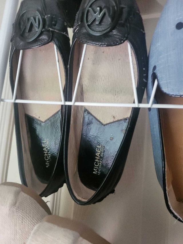 Bundle of 11 designer shoes michael kor, Vera Wang, coach size 6 - photo 2