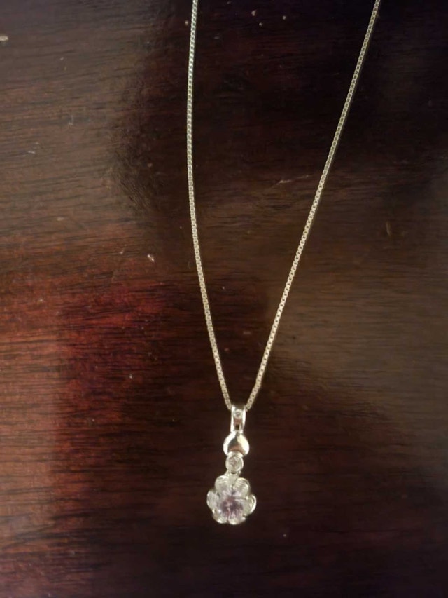 Swarovski crystal flower necklace