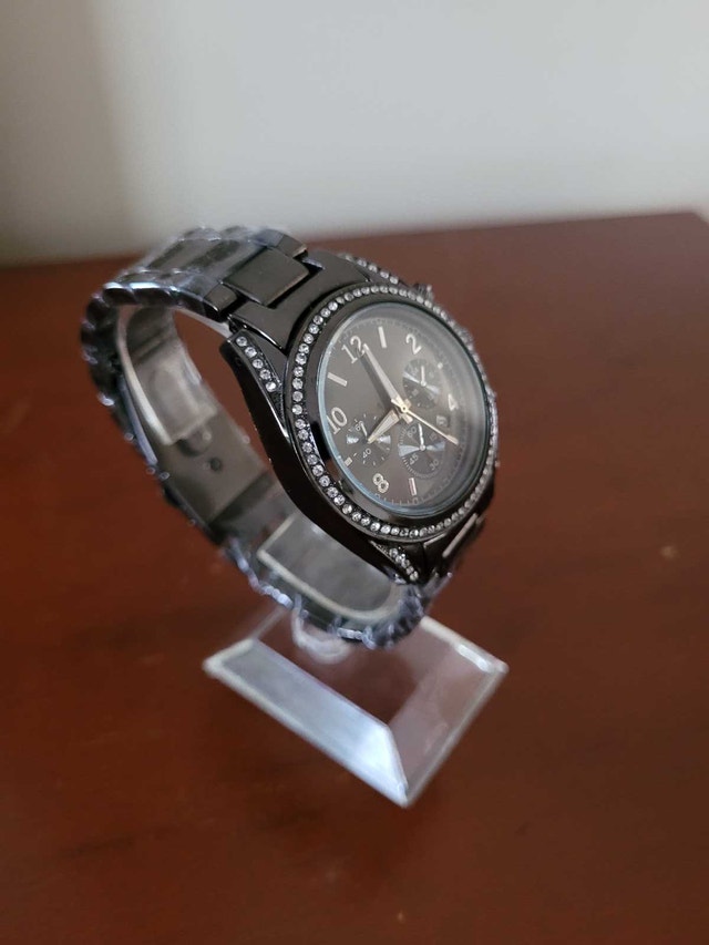 Brand New Women's Black Fashion Watch with Diamond Bezel - photo 3