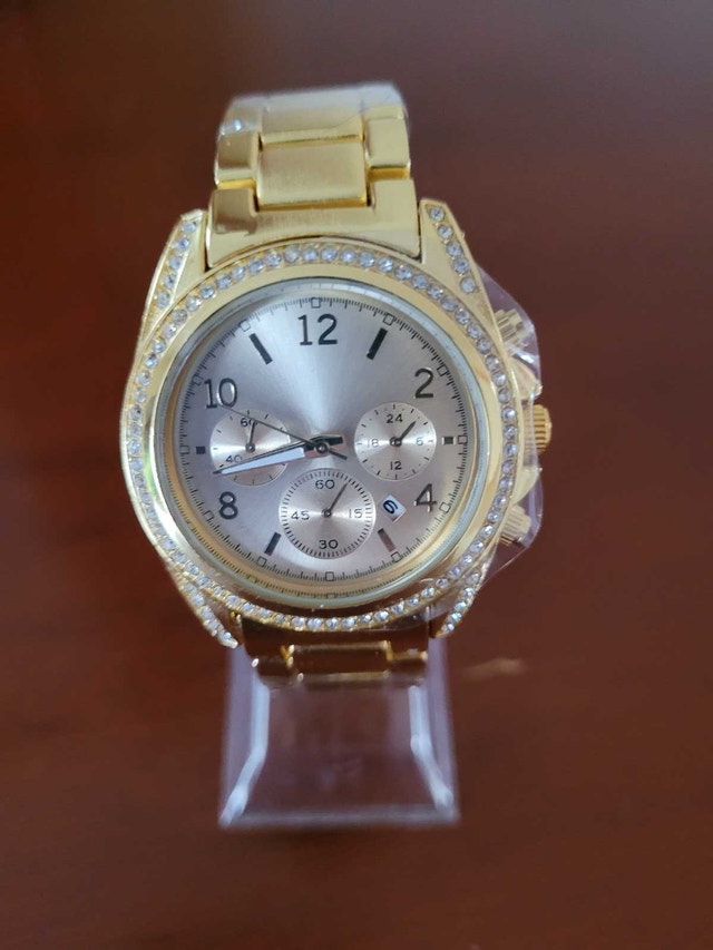 Brand New Women's Gold Fashion Watch with Diamond Bezel - photo 2