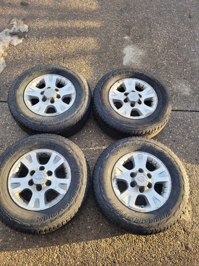 Nissan Pathfinder 16 Inch Rims 255/65/16 All Season Tires