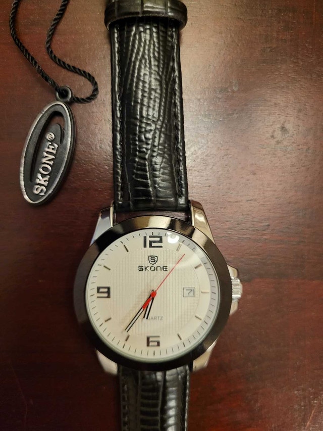 Brand New Skone Black and Silver Quartz Men's Watch - photo 4
