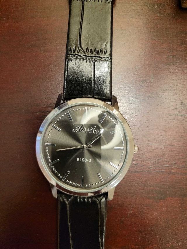 Brand New Black and Silver Unisex Watch - photo 2