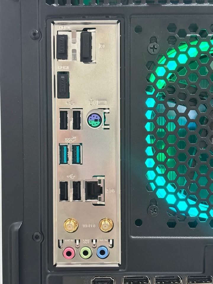 i5 13600K & RTX 5070 Gaming PC - photo 5