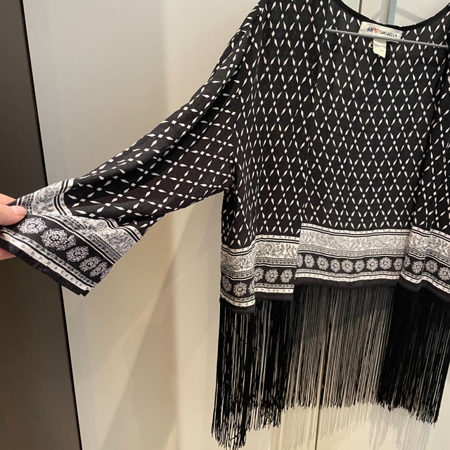 H&M Coachella Kimono Top Black and White Fringe-SM - photo 4