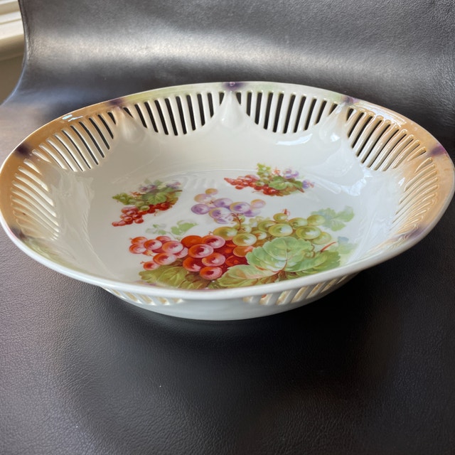 Vintage 20s Bavaria Carl Schumann Bowl - photo 2