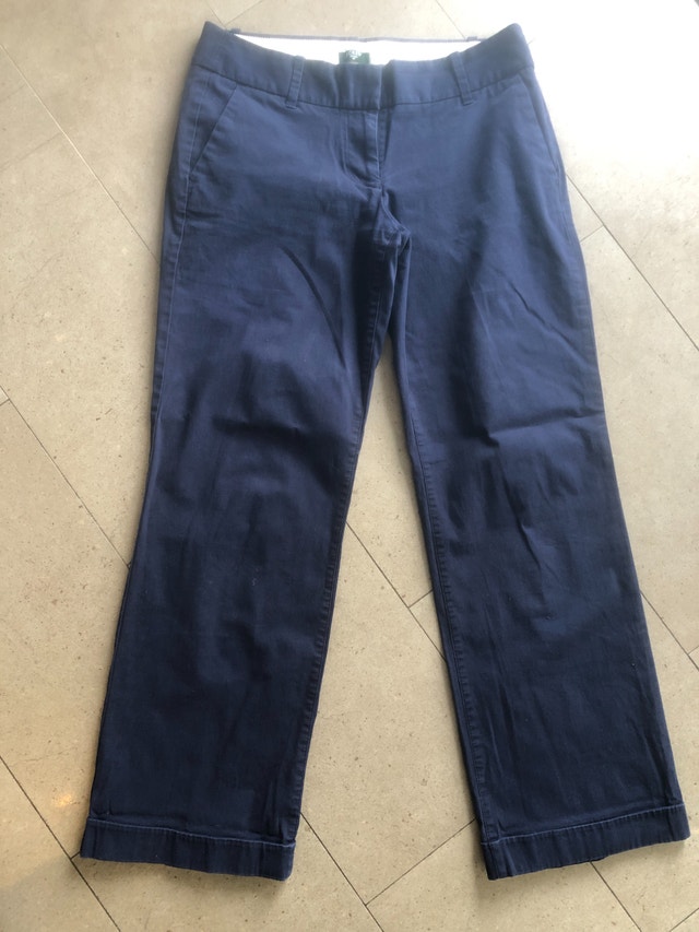 J. Crew Woman's Navy blue stretch chinos - Size 2R