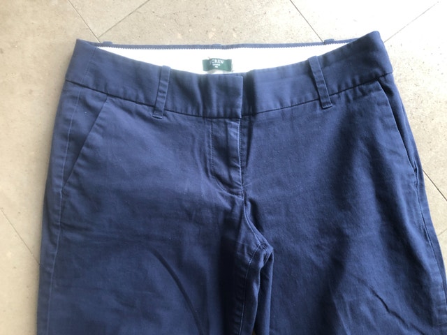 J. Crew Woman's Navy blue stretch chinos - Size 2R - photo 2