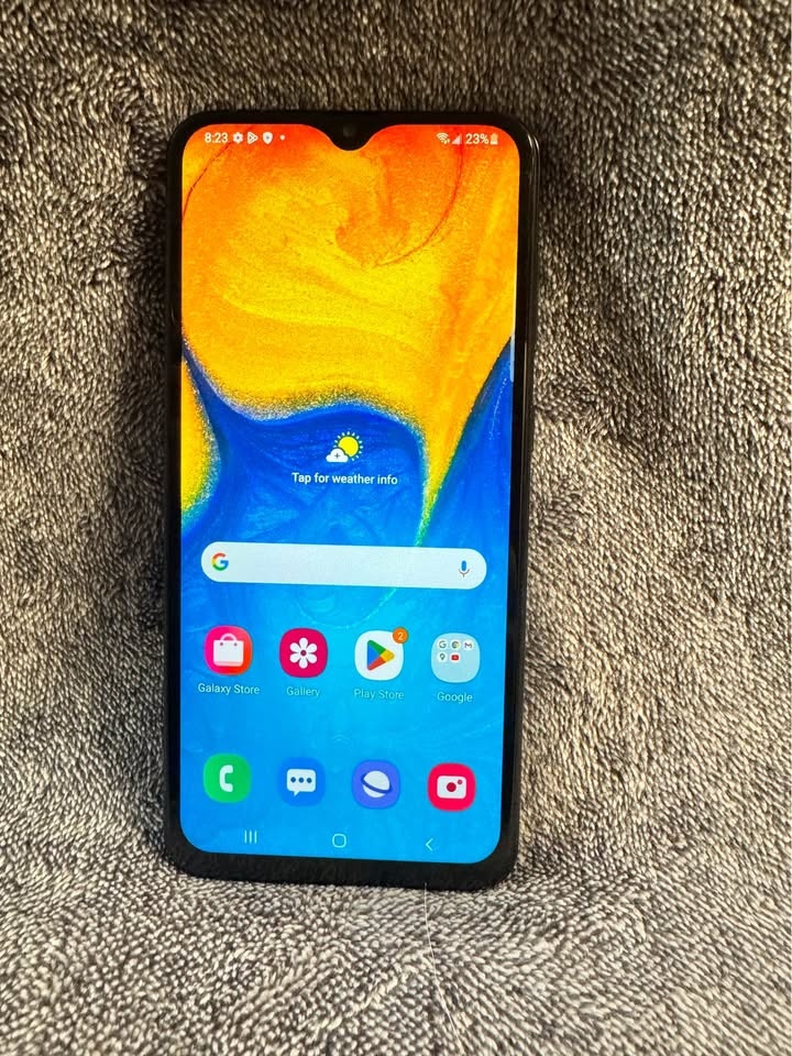 Samsung Galaxy A20 Unlocked 32GB - photo 2