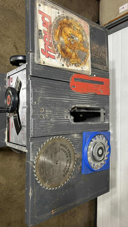 Craftsman 113 9" Table Saw (No Fence) - photo 3
