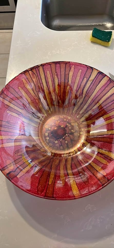 Red and gold decorative bowl