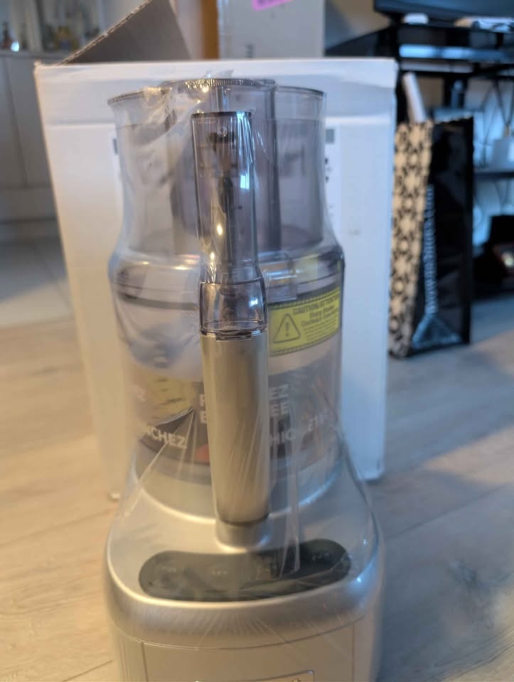 BRAND NEW - Cuisinart 11 Cup Food Processor - photo 2