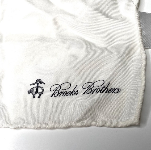 Brooks Brothers Hand-Rolled White Silk Pocket Square - photo 3