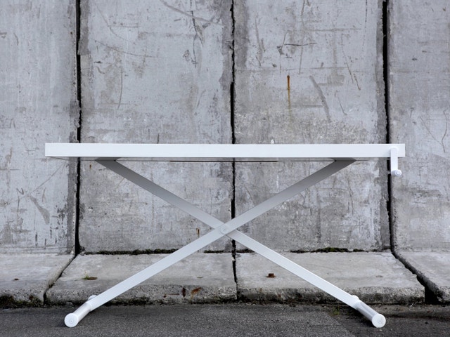 Holmris X Adjustable Desk/Table