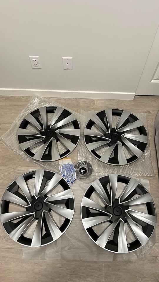 2026 Model Y Juniper Wheel Covers - photo 3