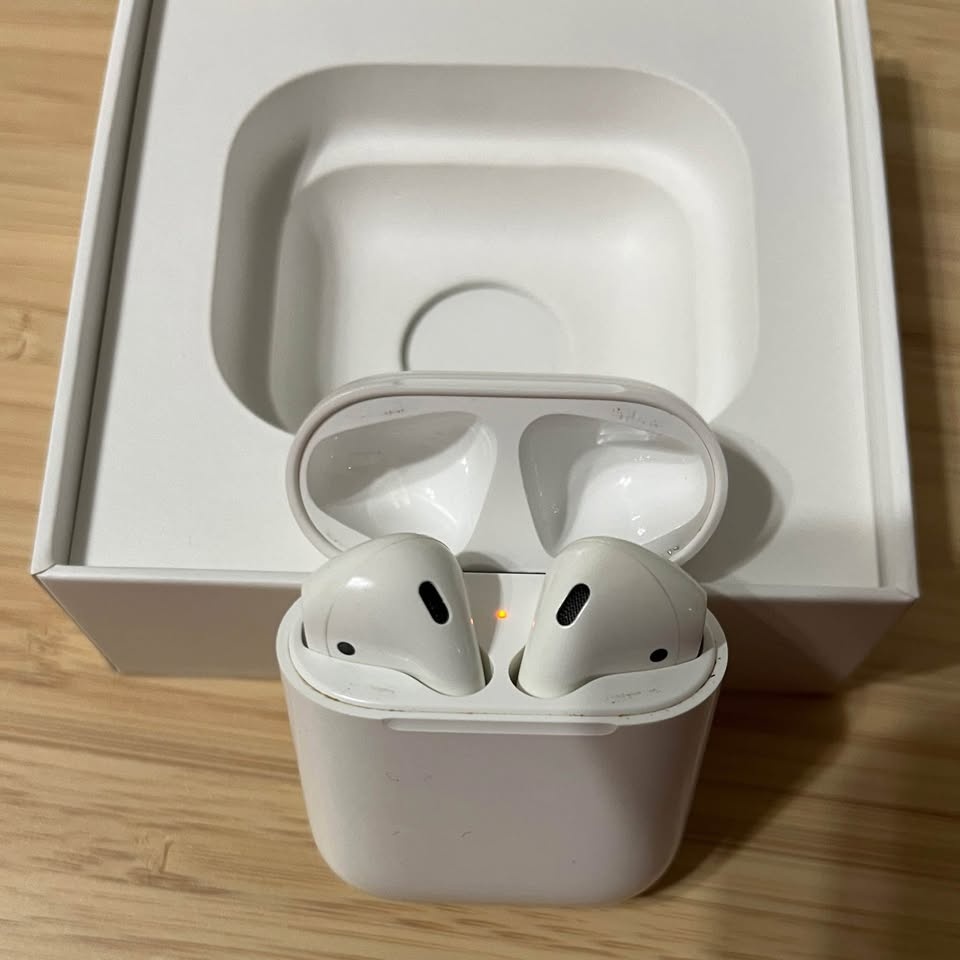 AirPod 1st Generation - photo 2
