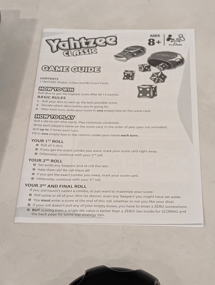Yahtzee Classic Hasbro Games (00950) - photo 5