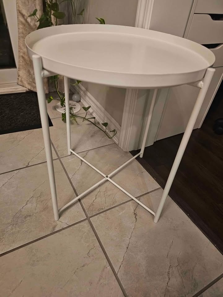 Side white table - photo 2