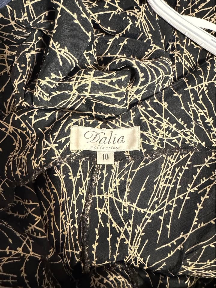 Elegant Dalia MacPhee Women Long Dress Black with Beige Patern - photo 5
