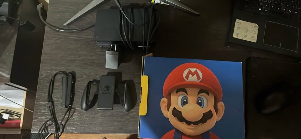 Nintendo Switch (Mario Edition) with 5 Games - photo 2