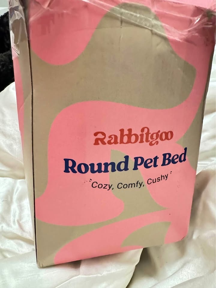 Rabbitgoo comfy and Cushy Round Pet Bed