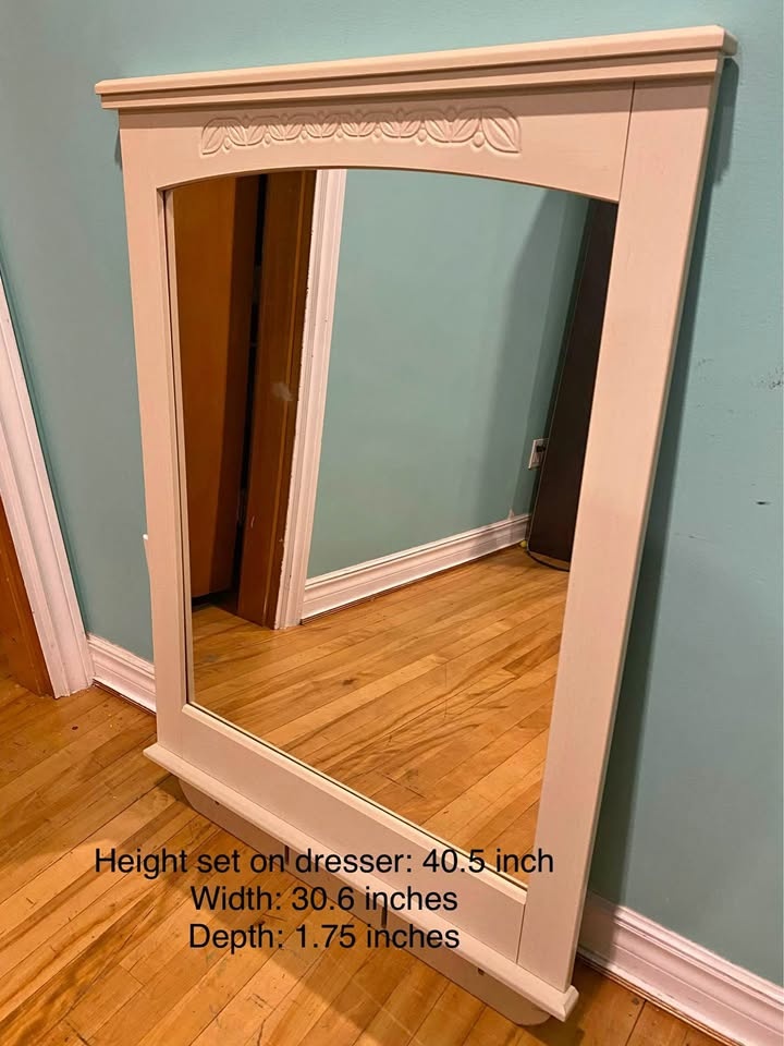 FREE DELIVERY: Tall White mirror $0.00 4̶0̶ (HRM)
