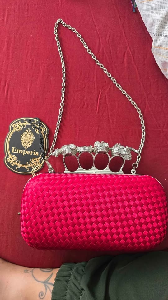 Knuckles Clutch - photo 3