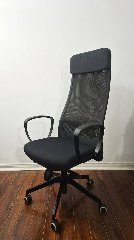 IKEA MARKUS Office Chair - Dark Gray / Mesh Back - photo 2