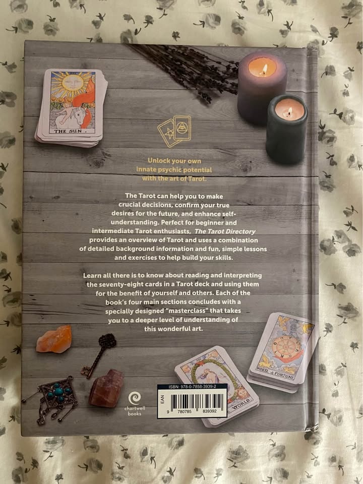 Tarot book - photo 2