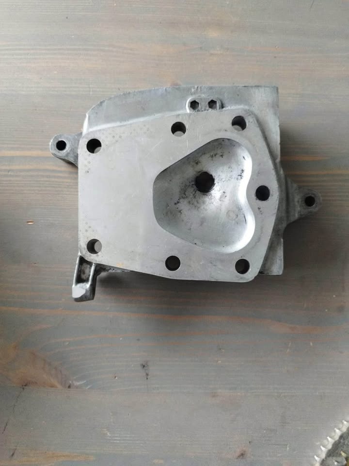 Cylinder Head for Honda G200 - photo 2