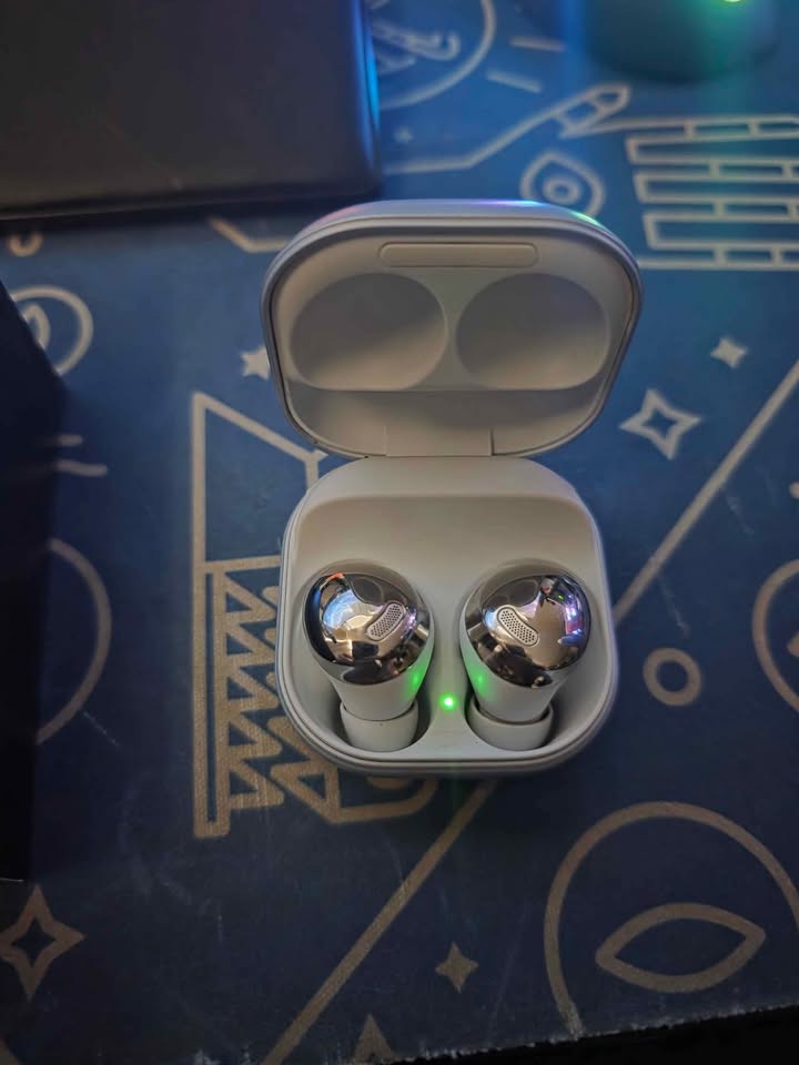 Galaxy Buds pros gen 1 - photo 2