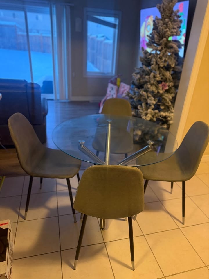 Dining table set - photo 2