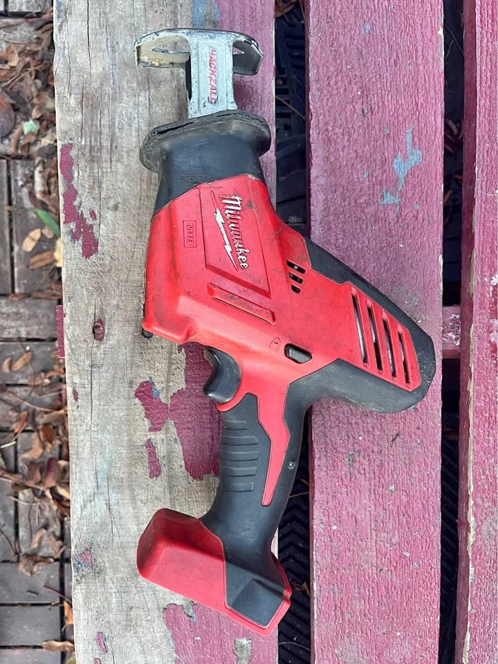 Milwaukee M18 Hackzall