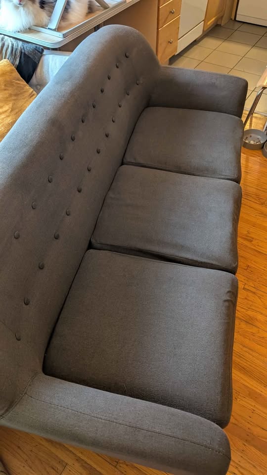Structube 3 seater sofa in good used condition - photo 3