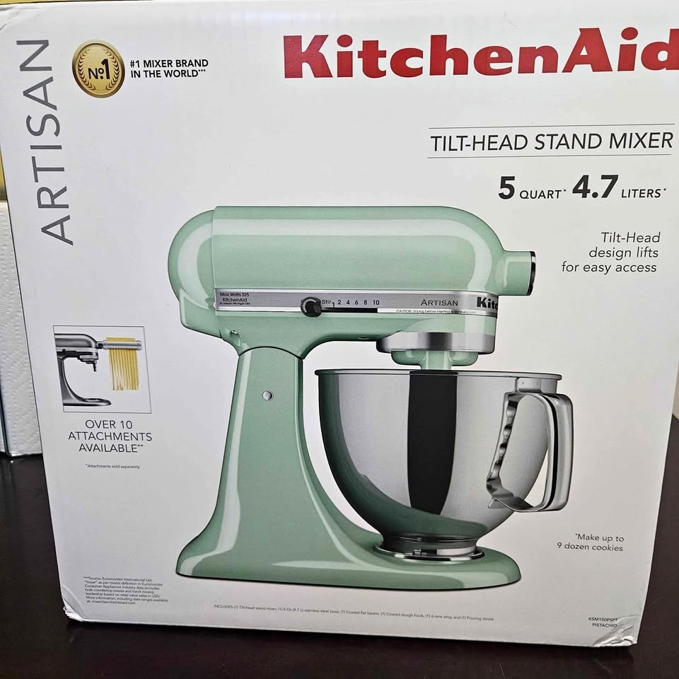 KitchenAid Artisan Series 5 Quart Tilt-Head Stand Mixer