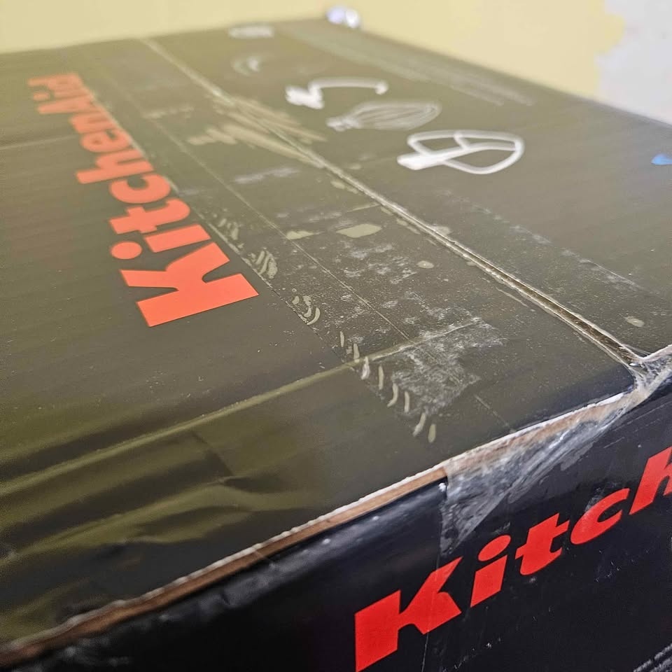 KitchenAid Artisan Series 5 Quart Tilt-Head Stand Mixer - photo 2