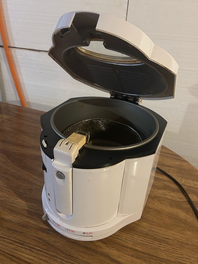Sunbeam Deep Fryer - photo 3