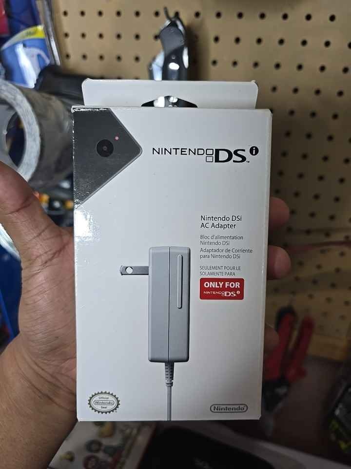Nintendo DSI AC Adapter Plug Wall Charger - photo 2