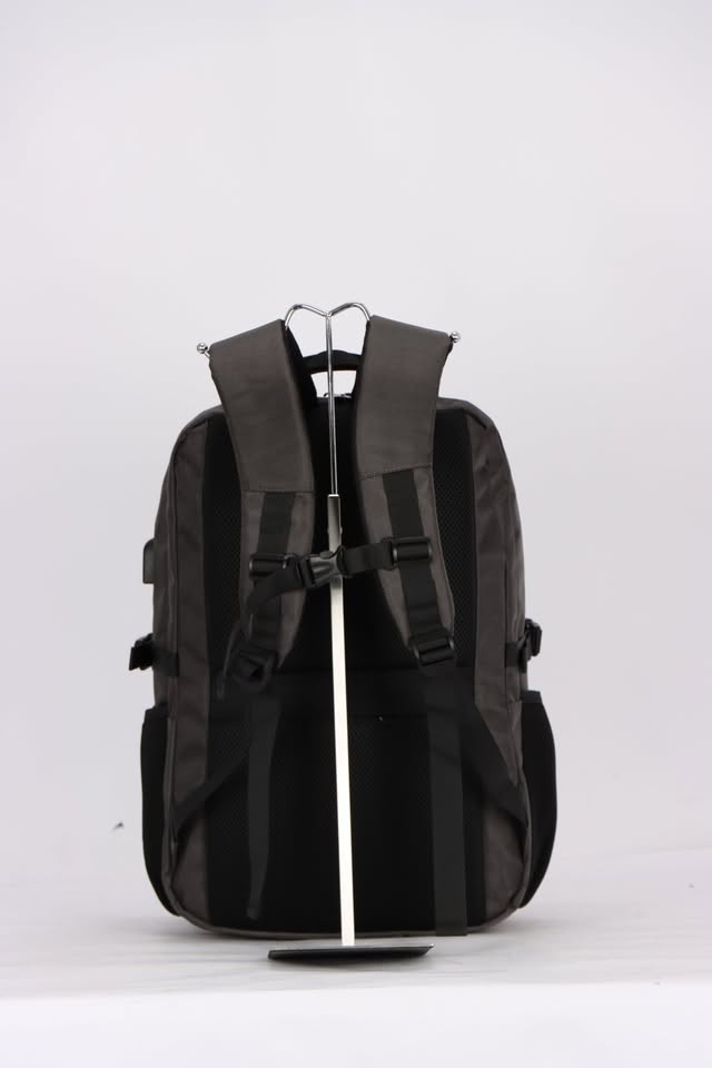 ❄️ !WINTER SALE! ❄️ BRAND NEW BACKPACK - photo 3