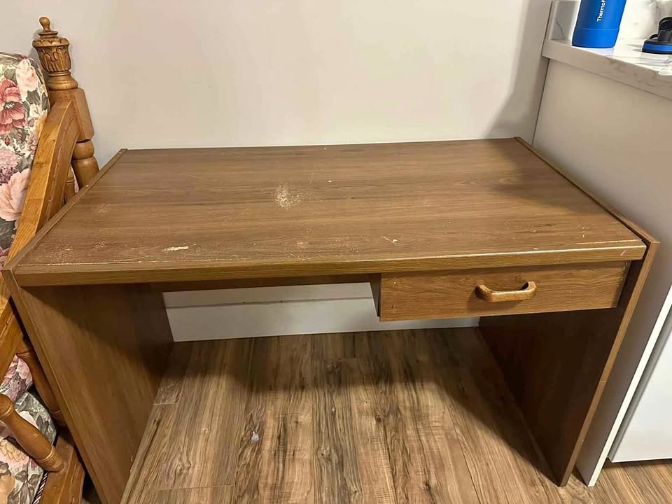 Free Desk
