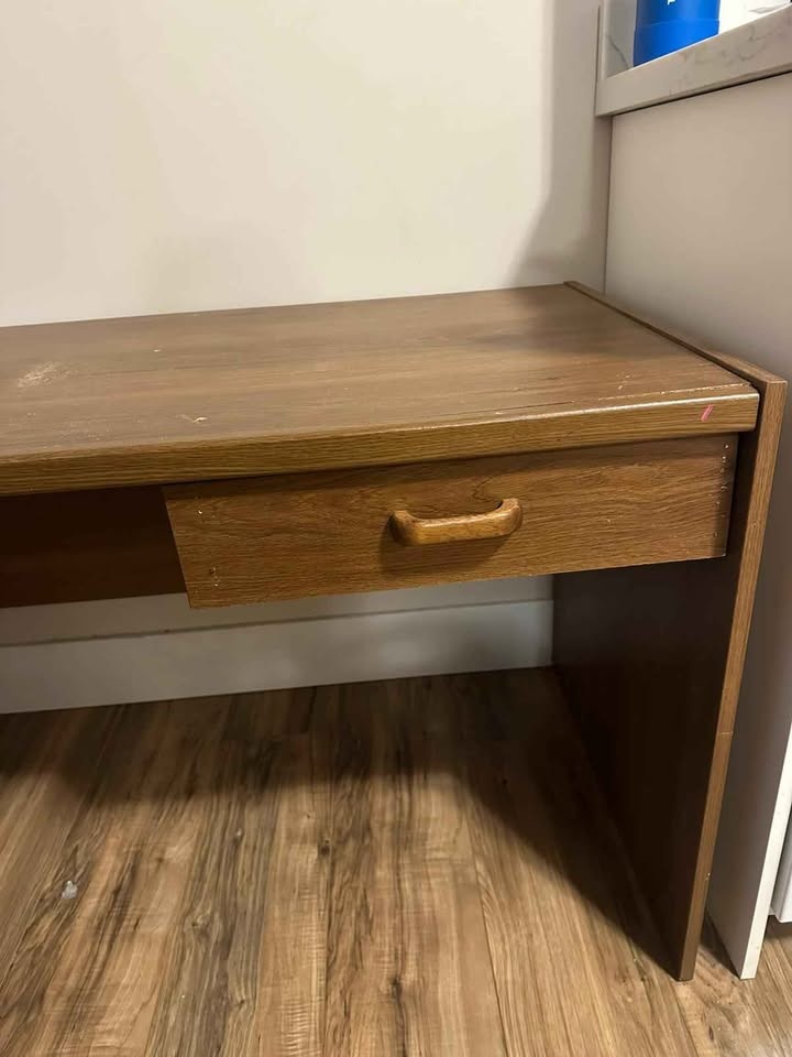 Free Desk - photo 2