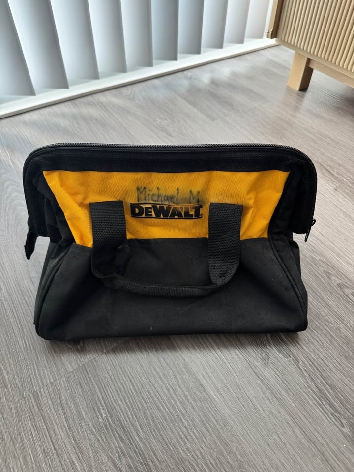 Dewalt contractor bag 13” - photo 2