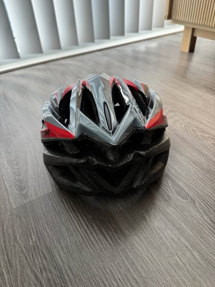 CCM bike helmet - photo 4