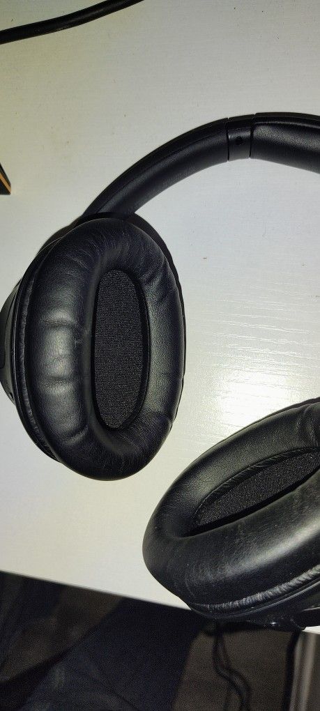 Sony WH-CH720N Noise Cancelling Bluetooth Headphones - photo 3