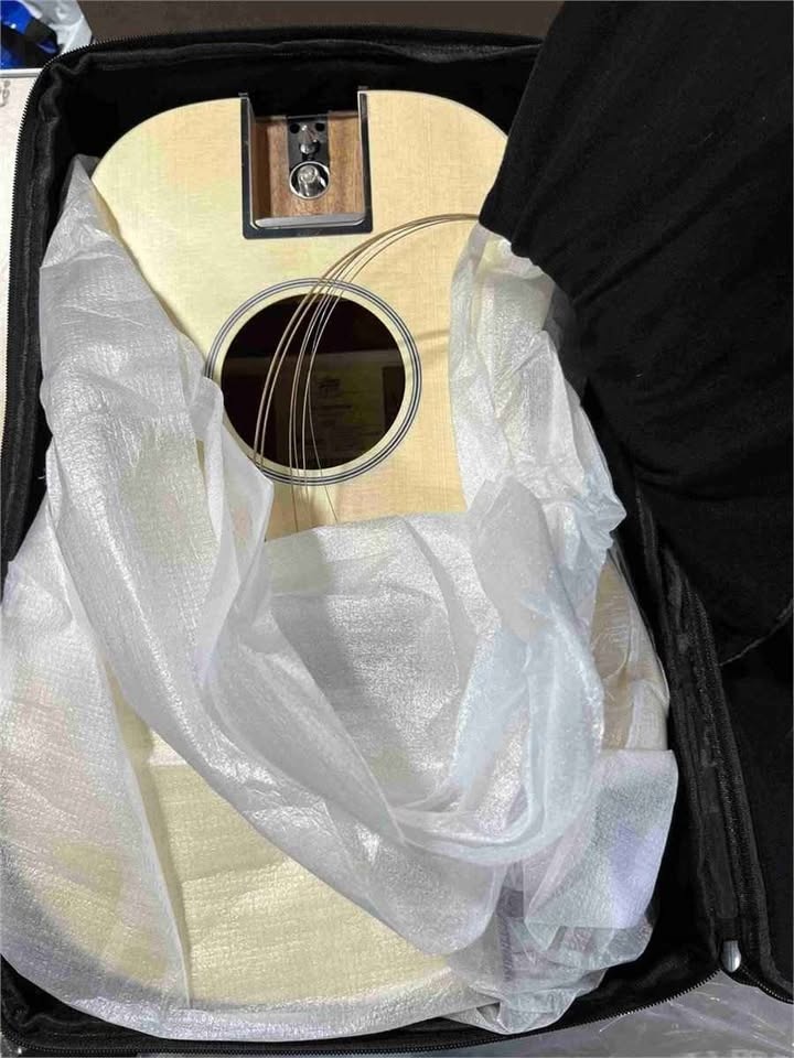 New Journey PJ410N Travel Guitar – Collapsible – Solid Spruce - photo 3