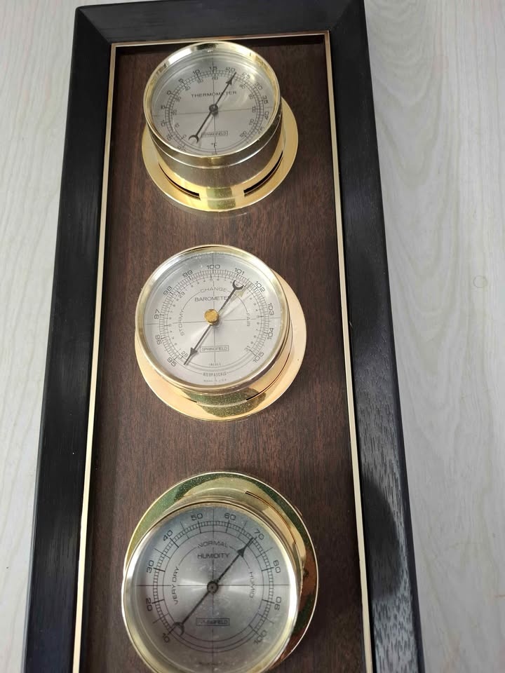 Wall Thermometer Barometer Humidity sensors - photo 2