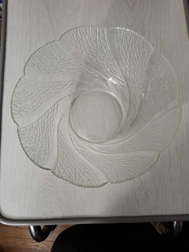 9.5 inch Crystal salad bowl