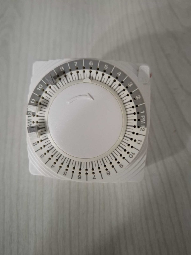 TIMER SWITCH