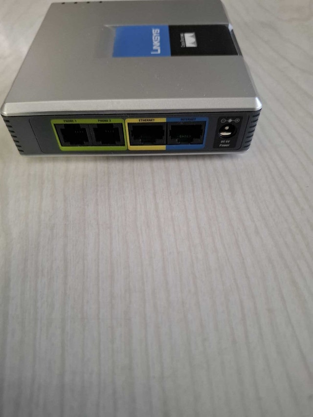 Linksys SPA2102 Phone Adapter - photo 3